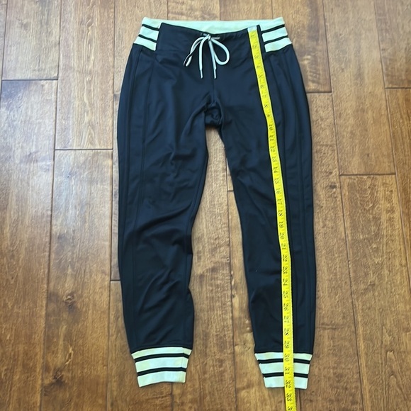 Athleta Black & Cream Striped Varsity jogger Pant Size S - Picture 5 of 12